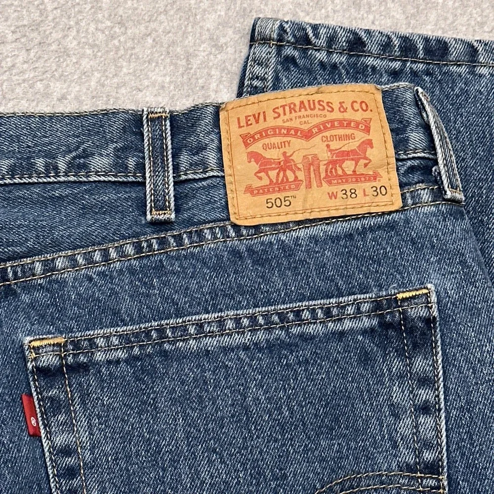 Levis excellent pre